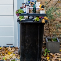 How to dispose of waste during the virus outbreak